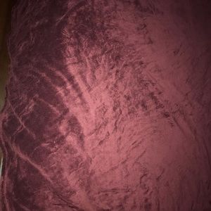 Calvin Klein Solid Fleece Oversized Large Blanket - Wine  112 x 92" - King size